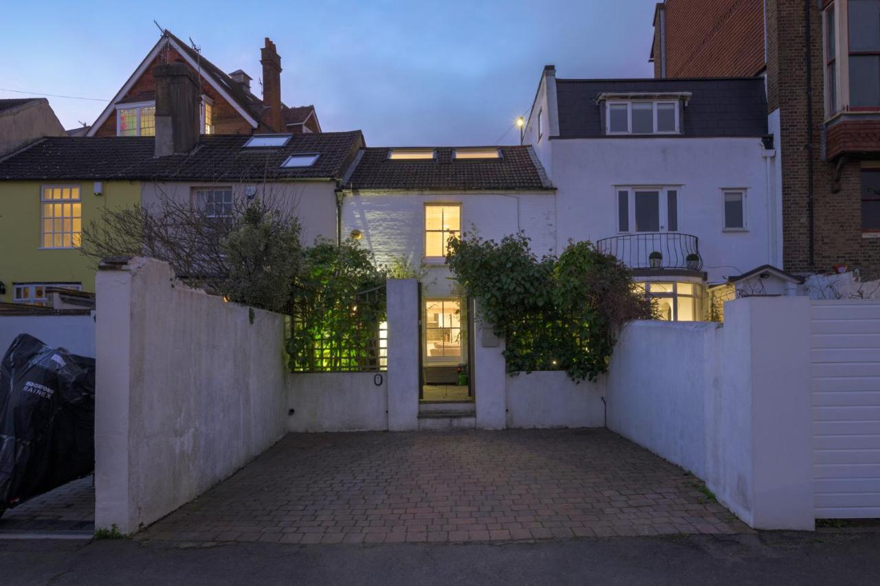 Delightful Bird Sisters Cottage With Free Parking Hove Buitenkant foto