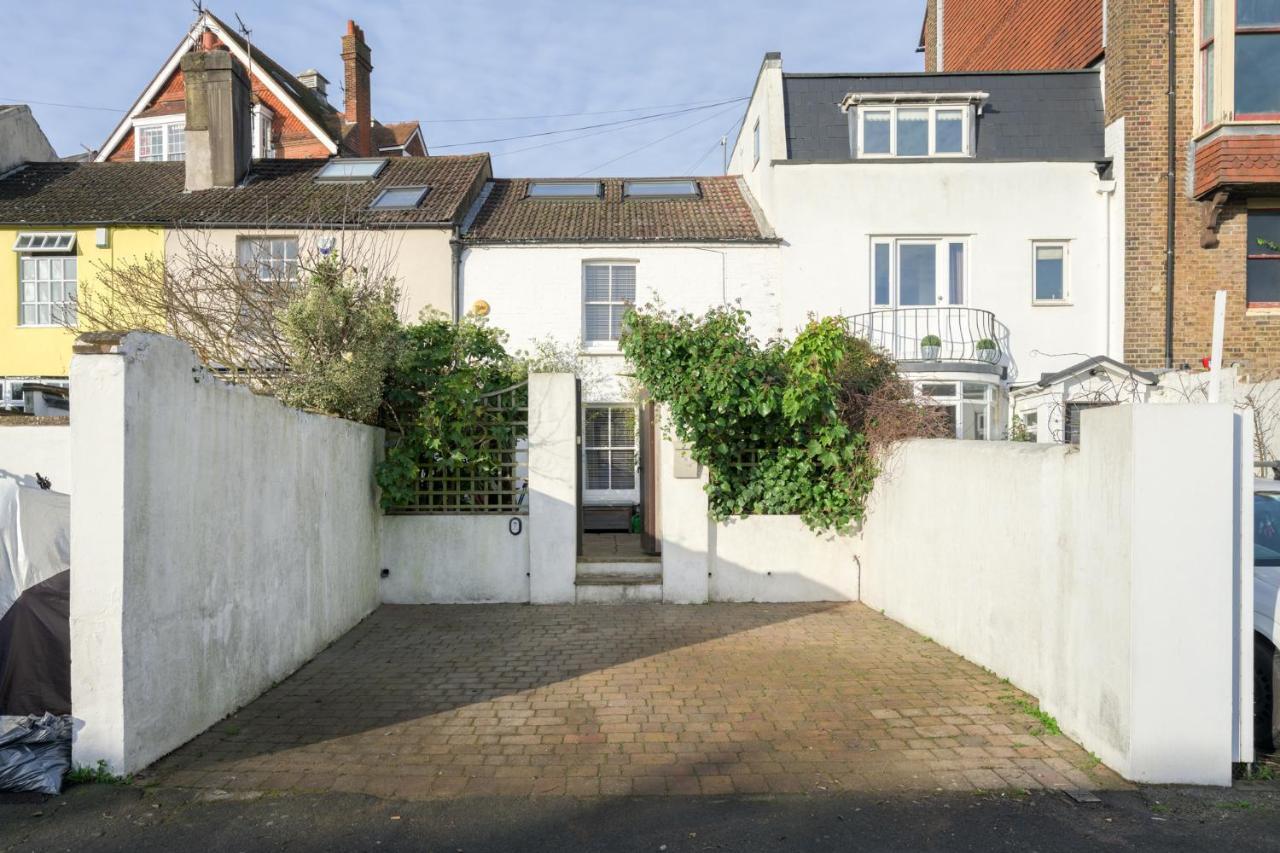Delightful Bird Sisters Cottage With Free Parking Hove Buitenkant foto