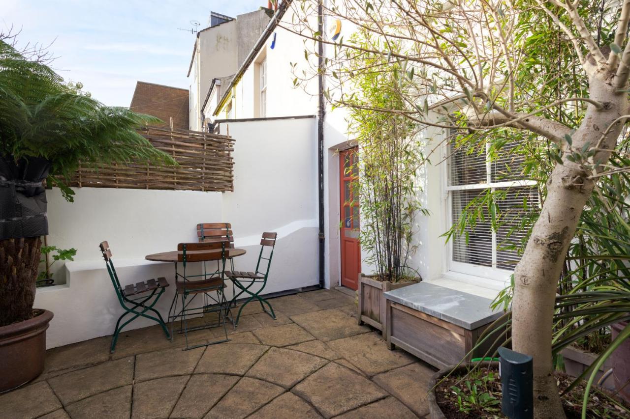 Delightful Bird Sisters Cottage With Free Parking Hove Buitenkant foto